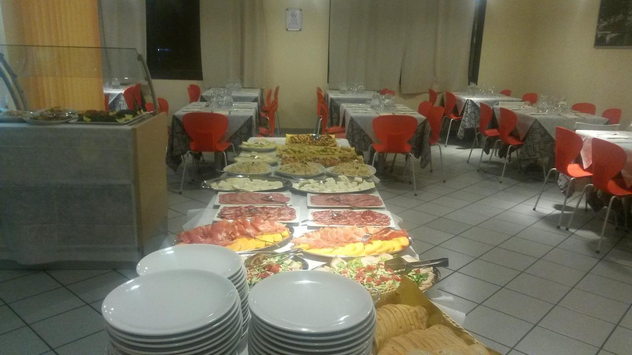 טולנטינו Hotel Cluentum מראה חיצוני תמונה
