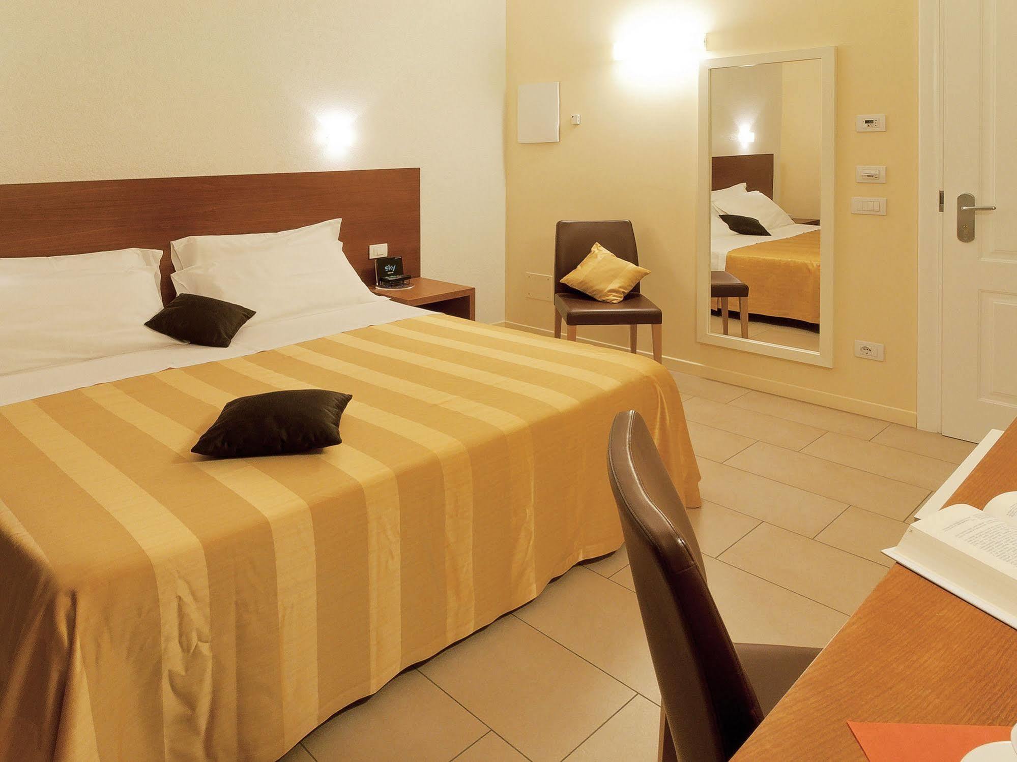 טולנטינו Hotel Cluentum מראה חיצוני תמונה