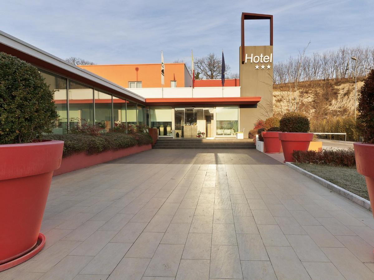 טולנטינו Hotel Cluentum מראה חיצוני תמונה